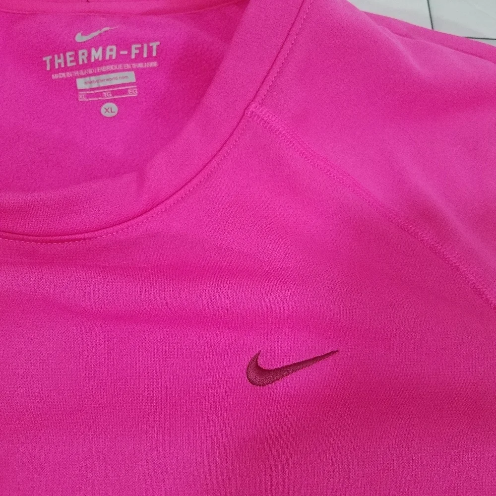 Nike Pink Therma-fit Crew neck XL